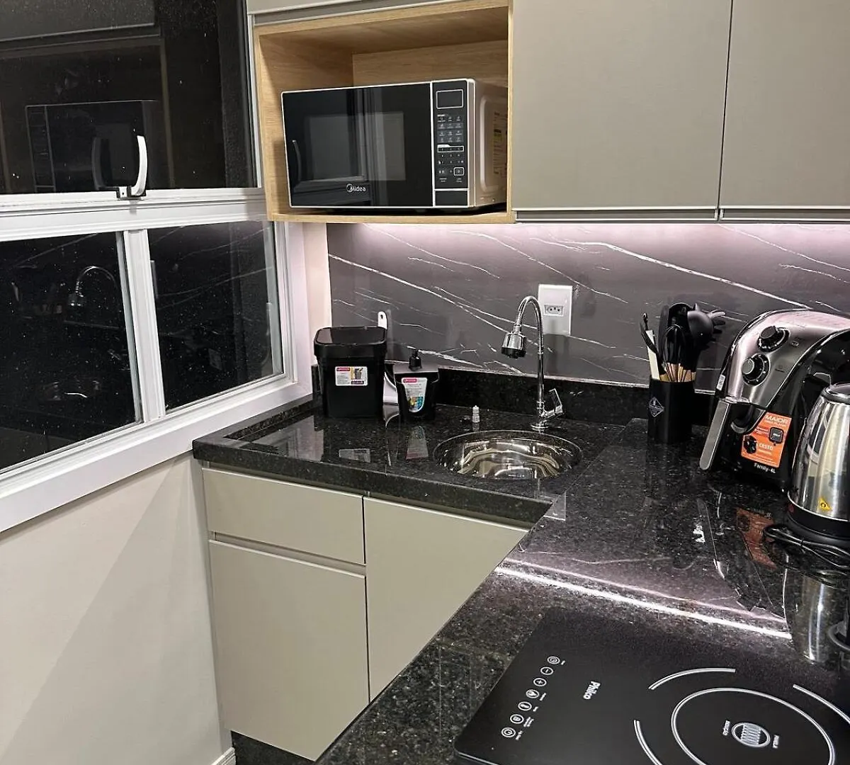 Studio 401 - 3 Min Da Santa Casa Com Garagem Porto Alegre