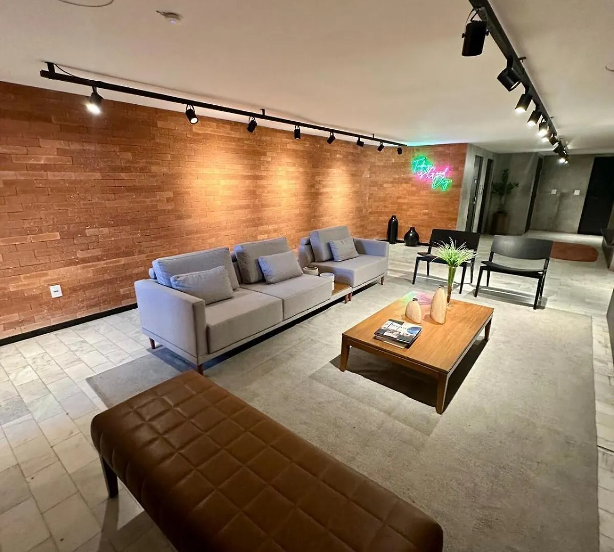 Studio 401 - 3 Min Da Santa Casa Com Garagem Porto Alegre Apartment